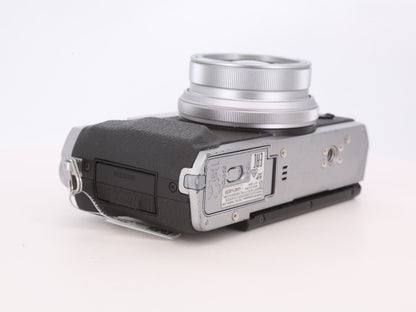 [Good, Fast Shipping] Fujifilm X30 Camera
