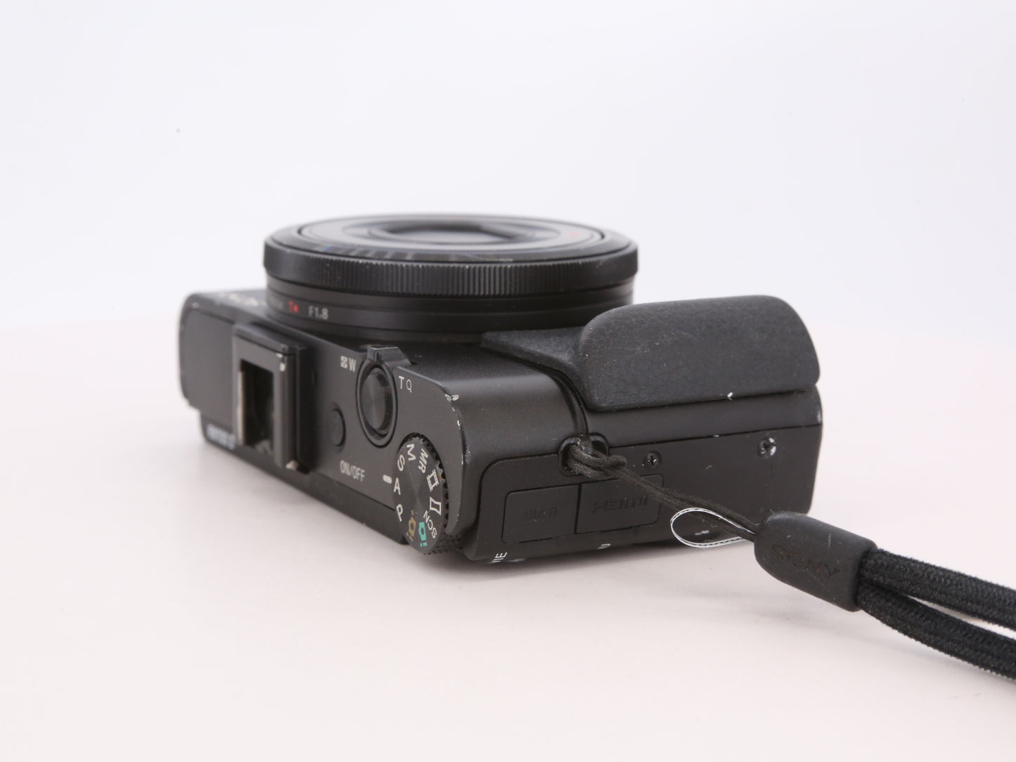 [Good, Fast Shipping] Sony DSC-RX100 II M2 Camera