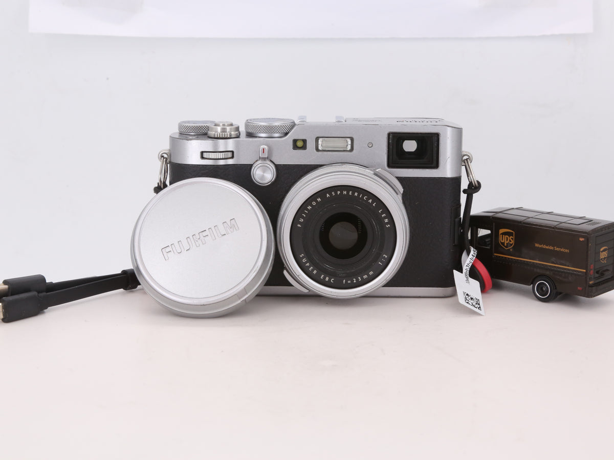 [Good, Shipping from US] Fujifilm X100F Camera