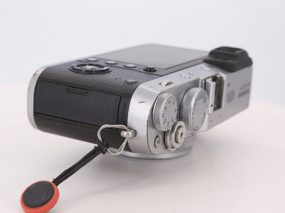 [Good, Shipping from US] Fujifilm X100F Camera