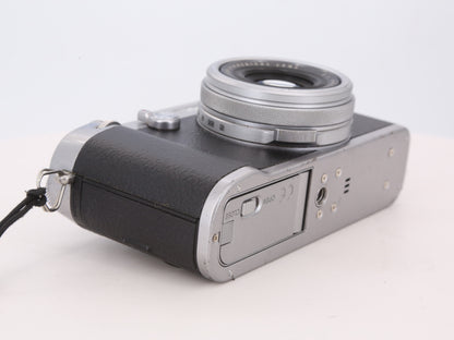 [Good, Shipping from US] Fujifilm X100F Camera