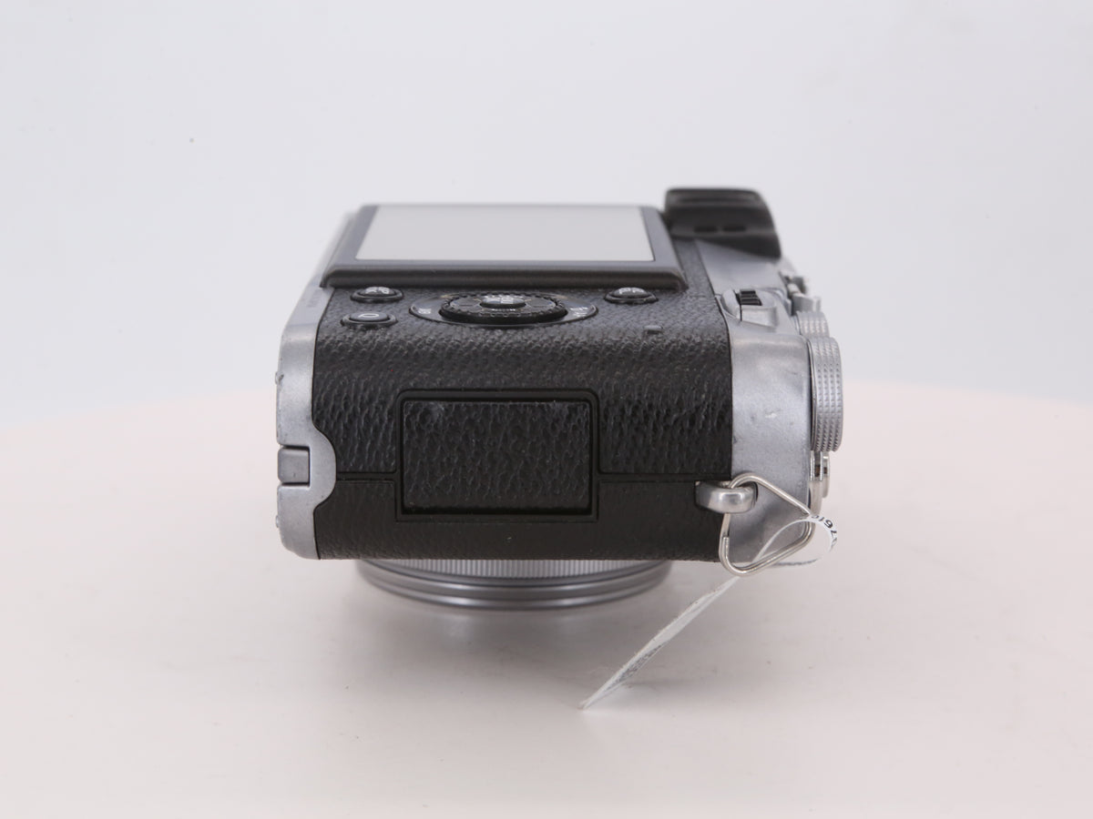 [Good, Shipping from US] Fujifilm X100S Camera