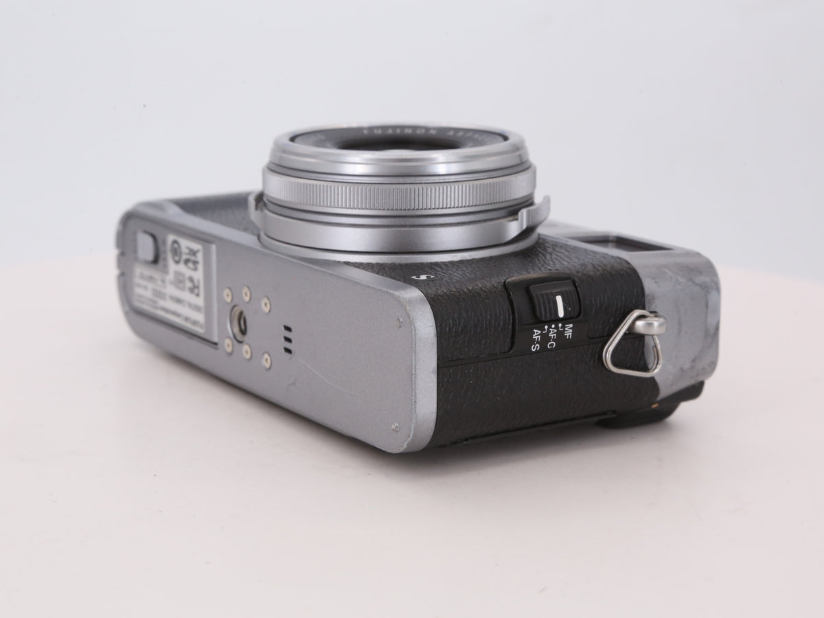 [Good, Shipping from US] Fujifilm X100S Camera