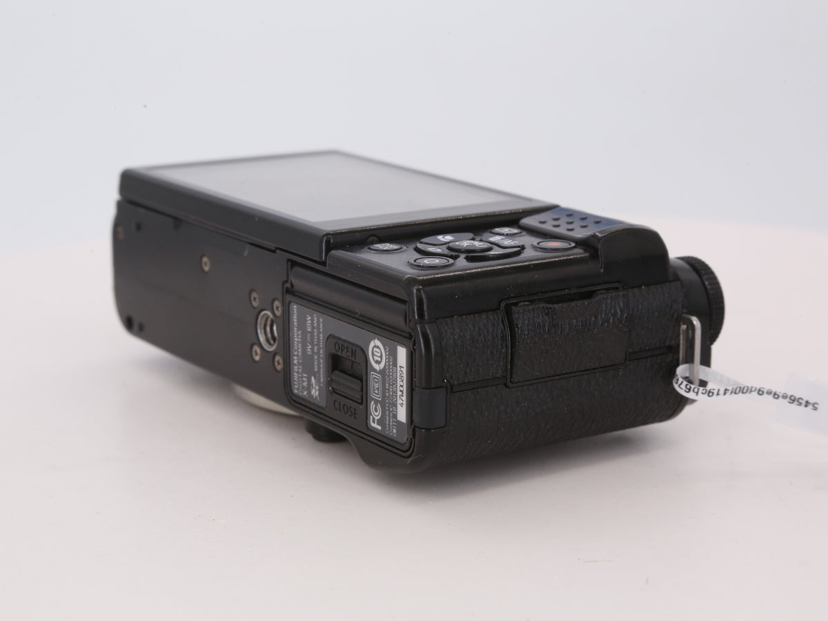 [Good, Shipping from US] Fujifilm X-M1 Camera