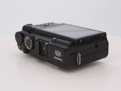 [Good, Shipping from US] Fujifilm X-M1 Camera