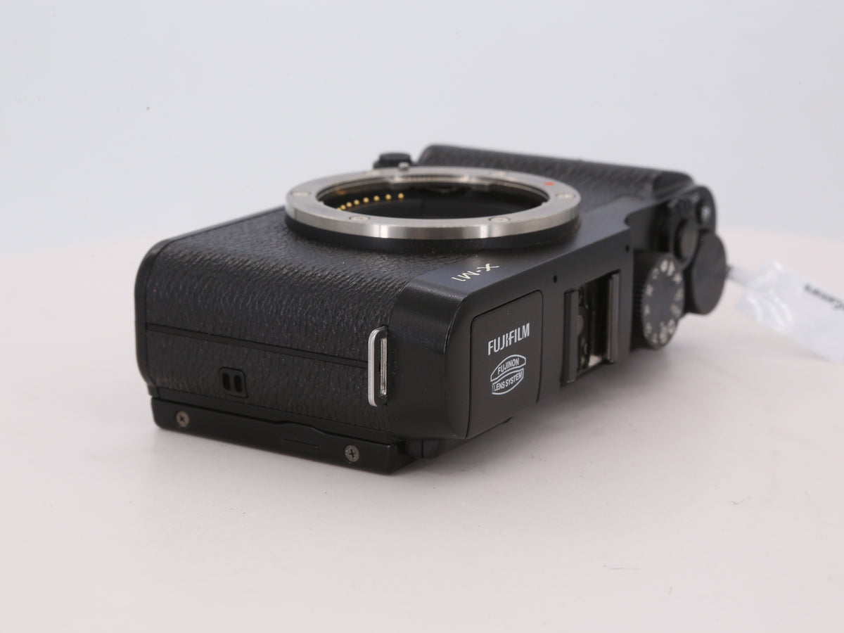 [Good, Shipping from US] Fujifilm X-M1 Camera
