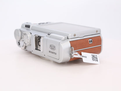 [Good, Fast Shipping] Fujifilm X-M1 Camera