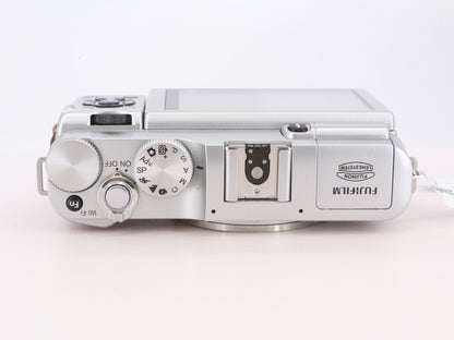 [Good, Fast Shipping] Fujifilm X-M1 Camera