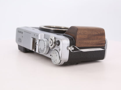 [Good, Fast Shipping] Fujifilm X-E2 Camera