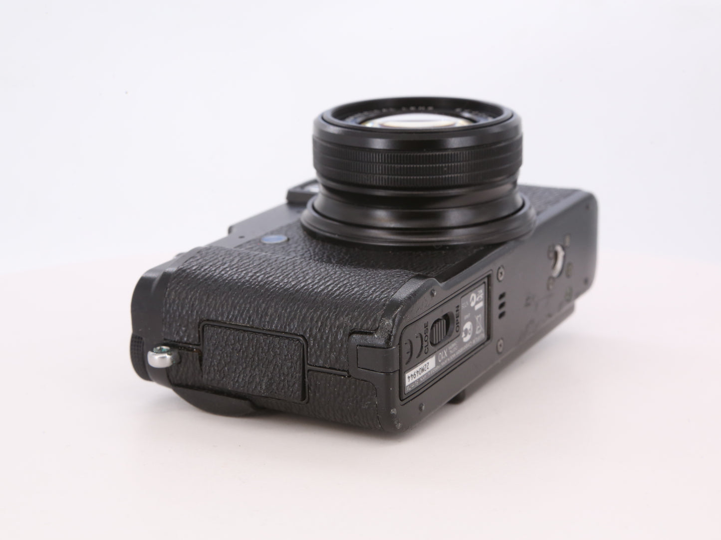 [Good, Fast Shipping] Fujifilm X10 Camera