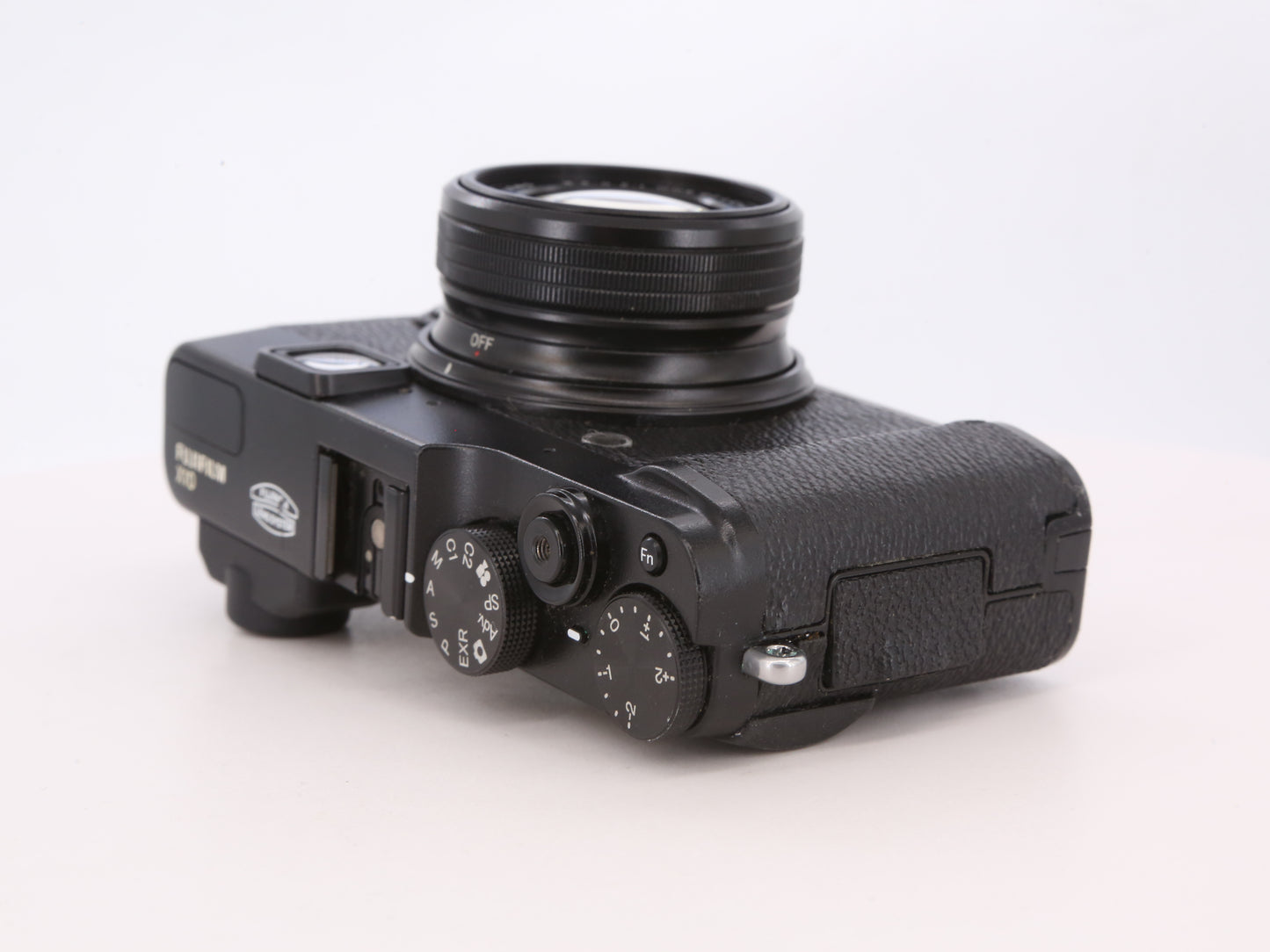 [Good, Fast Shipping] Fujifilm X10 Camera