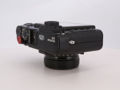 [Good, Fast Shipping] Fujifilm X10 Camera