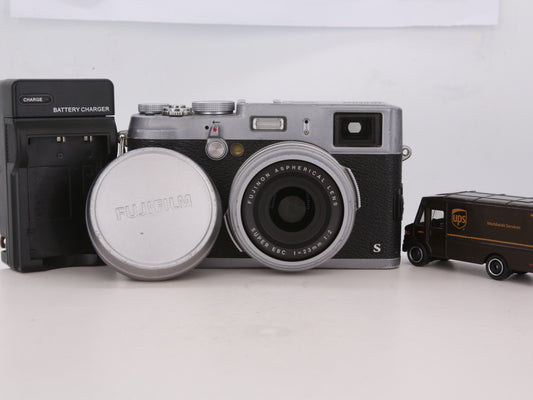 [Good, Fast Shipping] Fujifilm X100S Camera