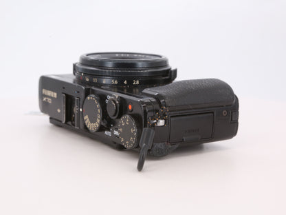 [Good, Fast Shipping] Fujifilm X70 Camera