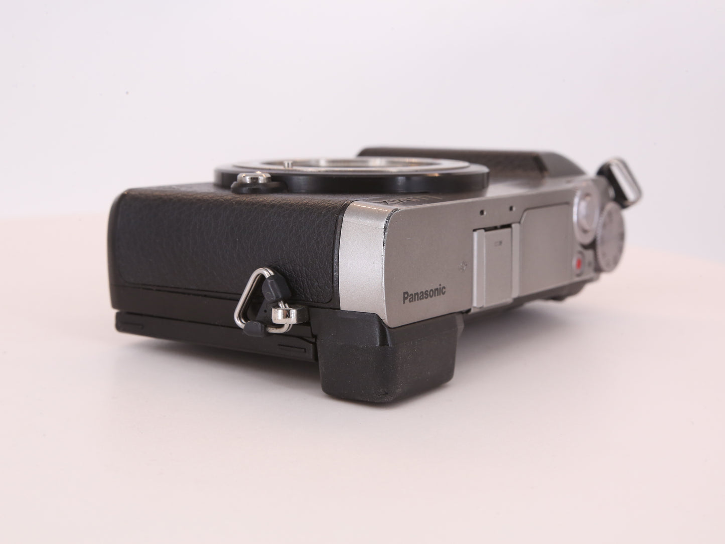 [Good, Fast Shipping] Panasonic Lumix GX85 Camera
