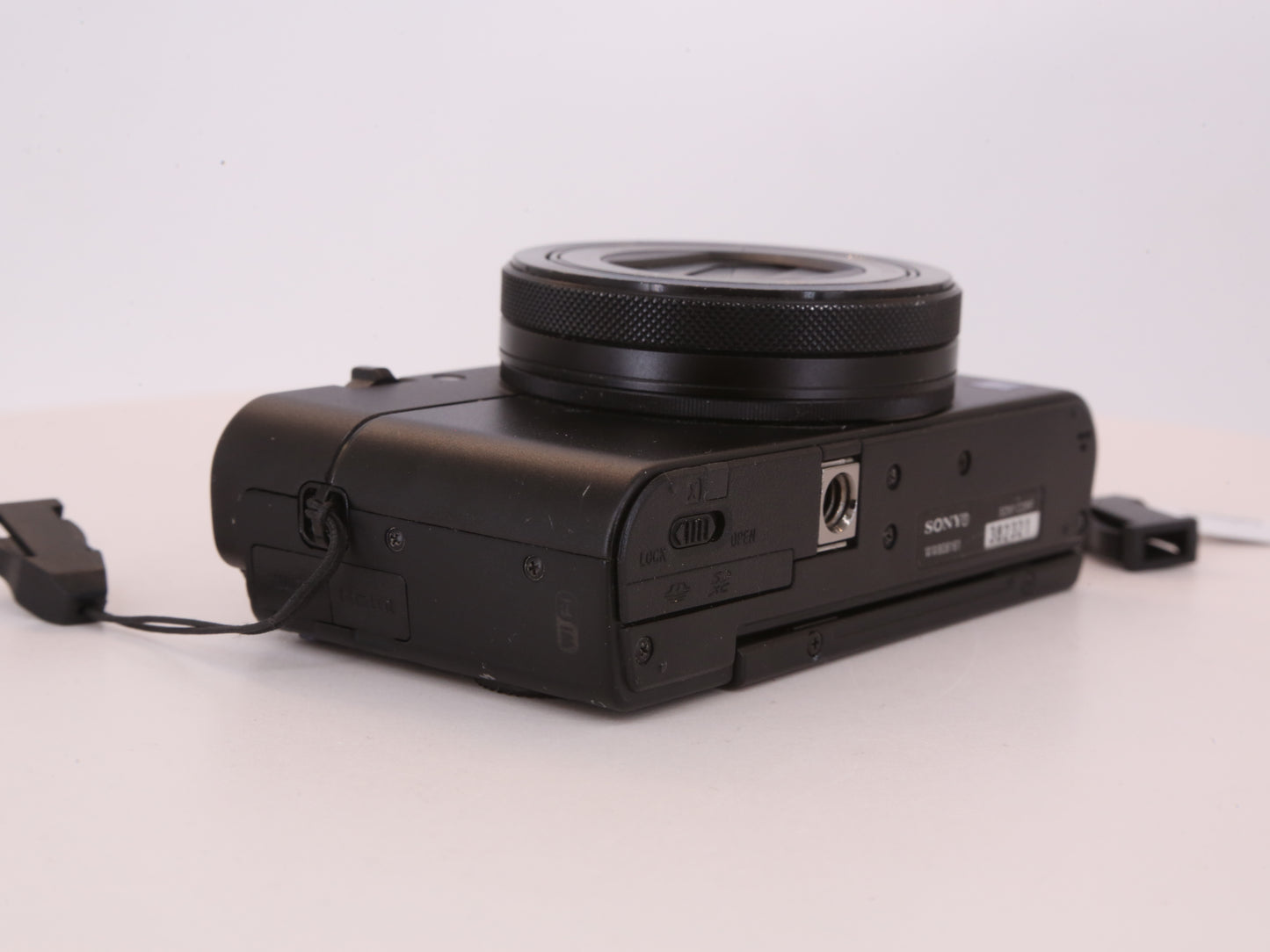 [Good, Fast Shipping] Sony DSC-RX100 V M5 Camera
