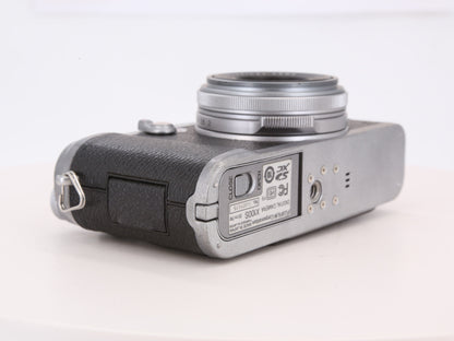 [Good, Fast Shipping] Fujifilm X100S Camera