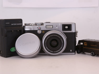 [Good, Fast Shipping] Fujifilm X100S Camera