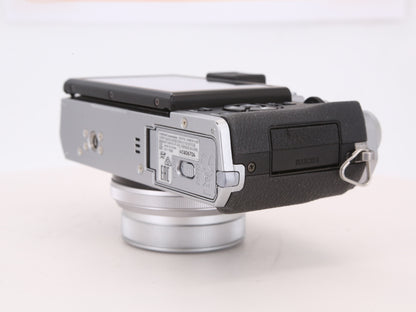 [Good, Fast Shipping] Fujifilm X30 Camera