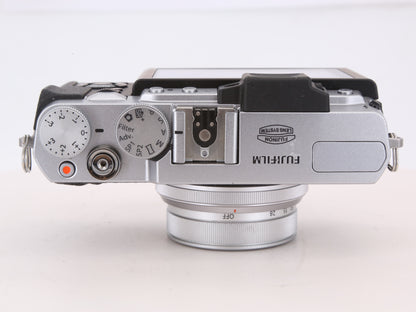 [Good, Fast Shipping] Fujifilm X30 Camera