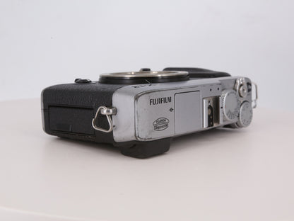 [Good, Fast Shipping] Fujifilm X-E2 Camera