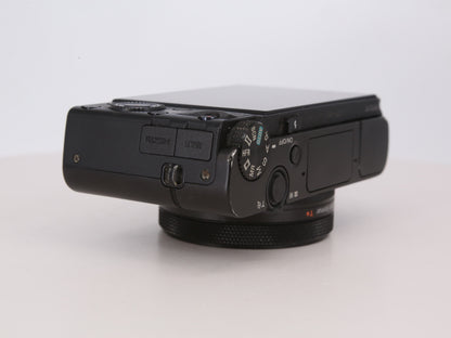 [Good, Fast Shipping] Sony DSC-RX100 VI M6 Camera