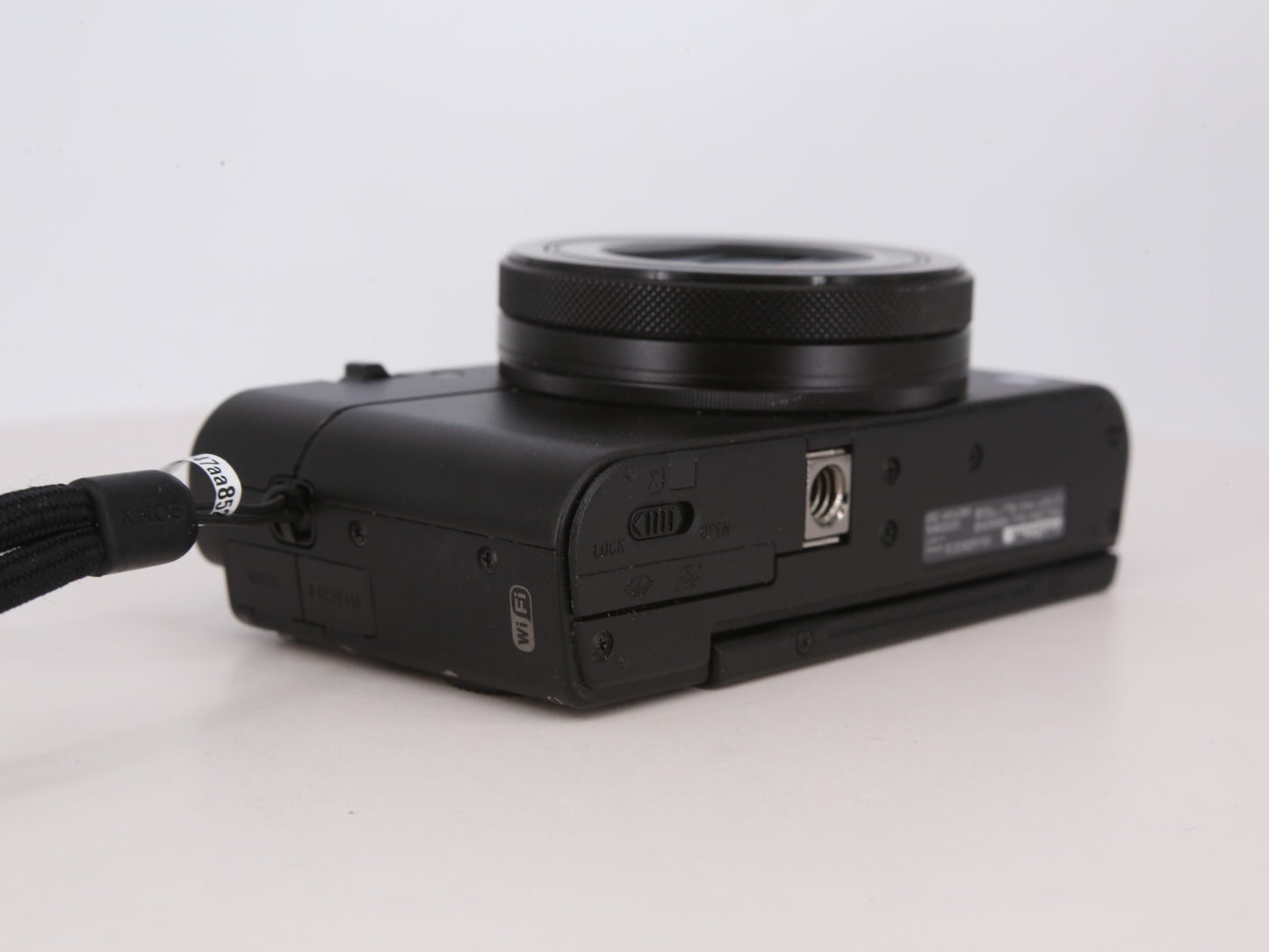 [Good, Fast Shipping] Sony DSC-RX100 V M5 Camera