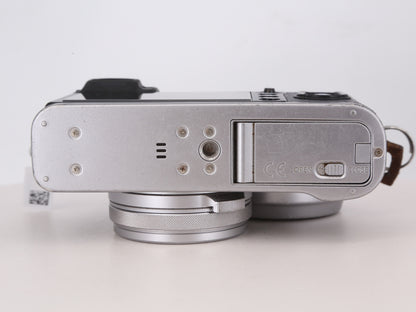 [Good, Fast Shipping] Fujifilm X100F Camera