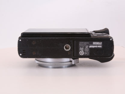 [Good, Fast Shipping] Fujifilm X70 Camera