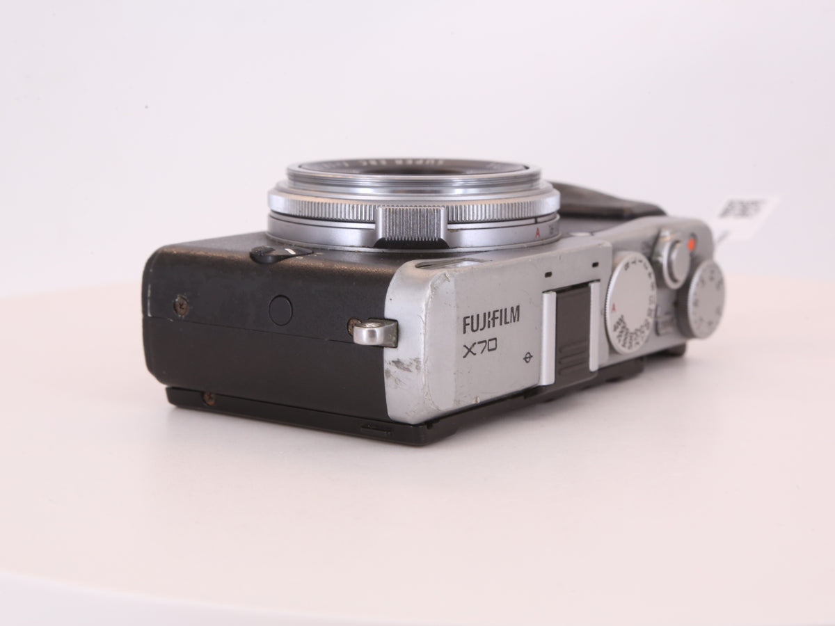 [Good, Shipping from US] Fujifilm X70 Camera