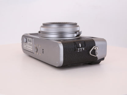 [Good, Fast Shipping] Fujifilm X100S Camera