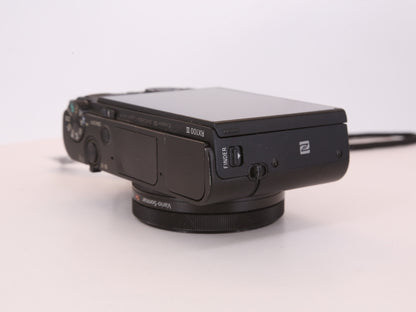 [Good, Fast Shipping] Sony DSC-RX100 III M3 Camera