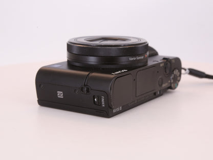 [Good, Fast Shipping] Sony DSC-RX100 III M3 Camera