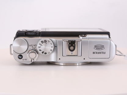 [Good, Fast Shipping] Fujifilm X-M1 Camera