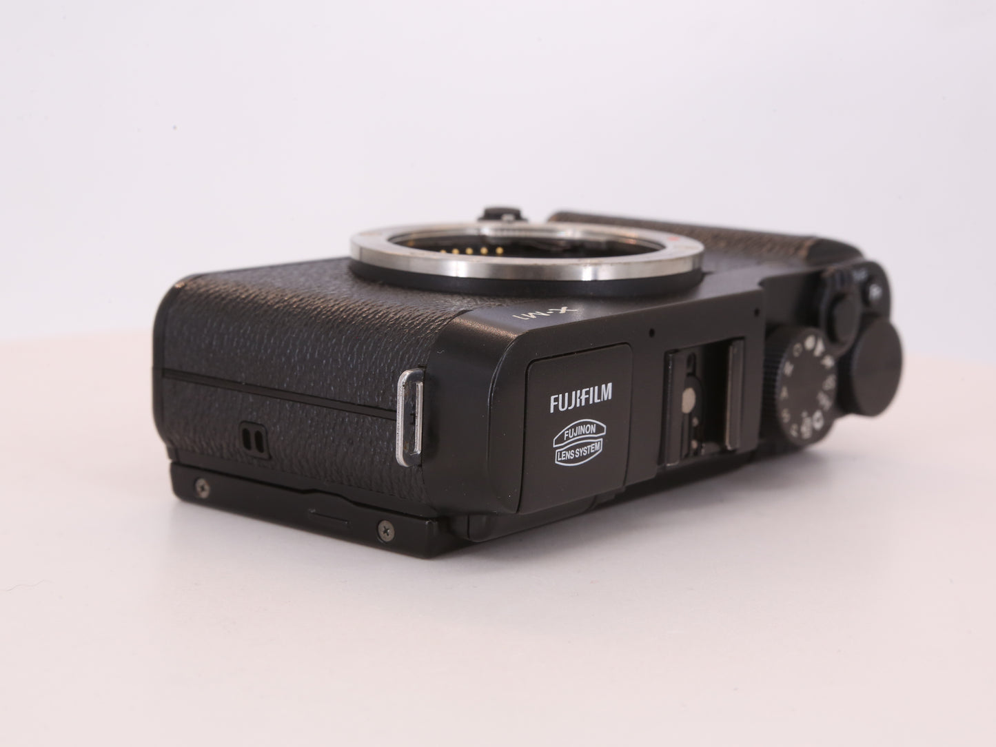 [Good, Fast Shipping] Fujifilm X-M1 Camera
