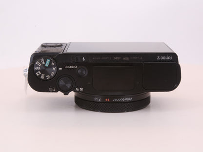 [Good, Fast Shipping] Sony DSC-RX100 V M5 Camera