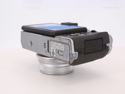 [Good, Fast Shipping] Fujifilm X30 Camera