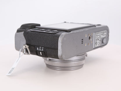[Good, Shipping from US] Fujifilm X100 Camera