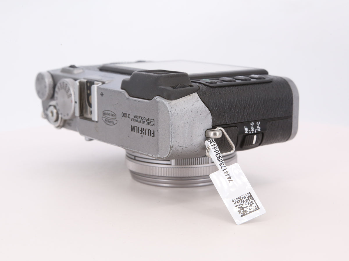 [Good, Shipping from US] Fujifilm X100 Camera