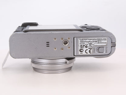 [Good, Shipping from US] Fujifilm X100 Camera