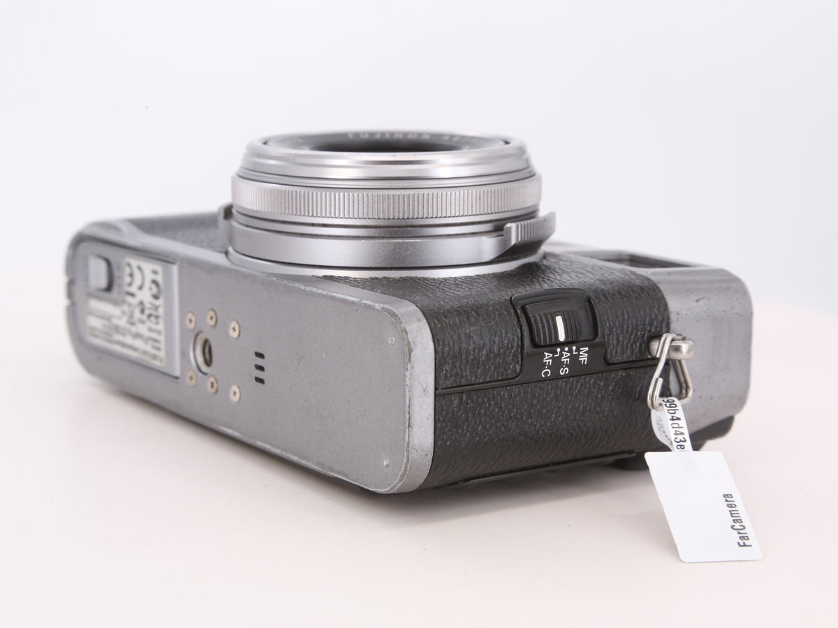 [Good, Shipping from US] Fujifilm X100 Camera