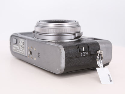 [Good, Shipping from US] Fujifilm X100 Camera