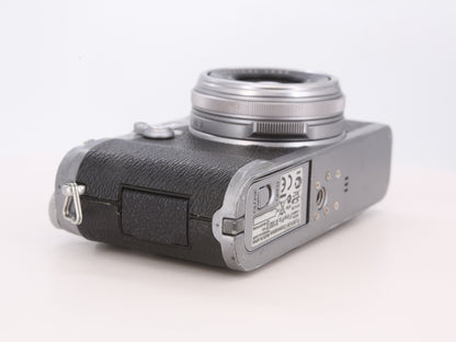 [Good, Shipping from US] Fujifilm X100 Camera
