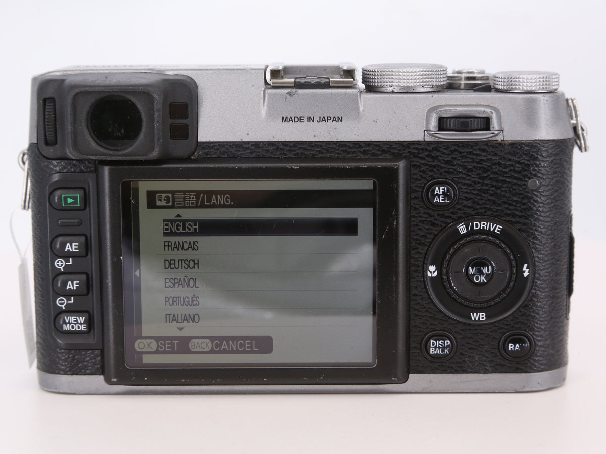 [Good, Shipping from US] Fujifilm X100 Camera