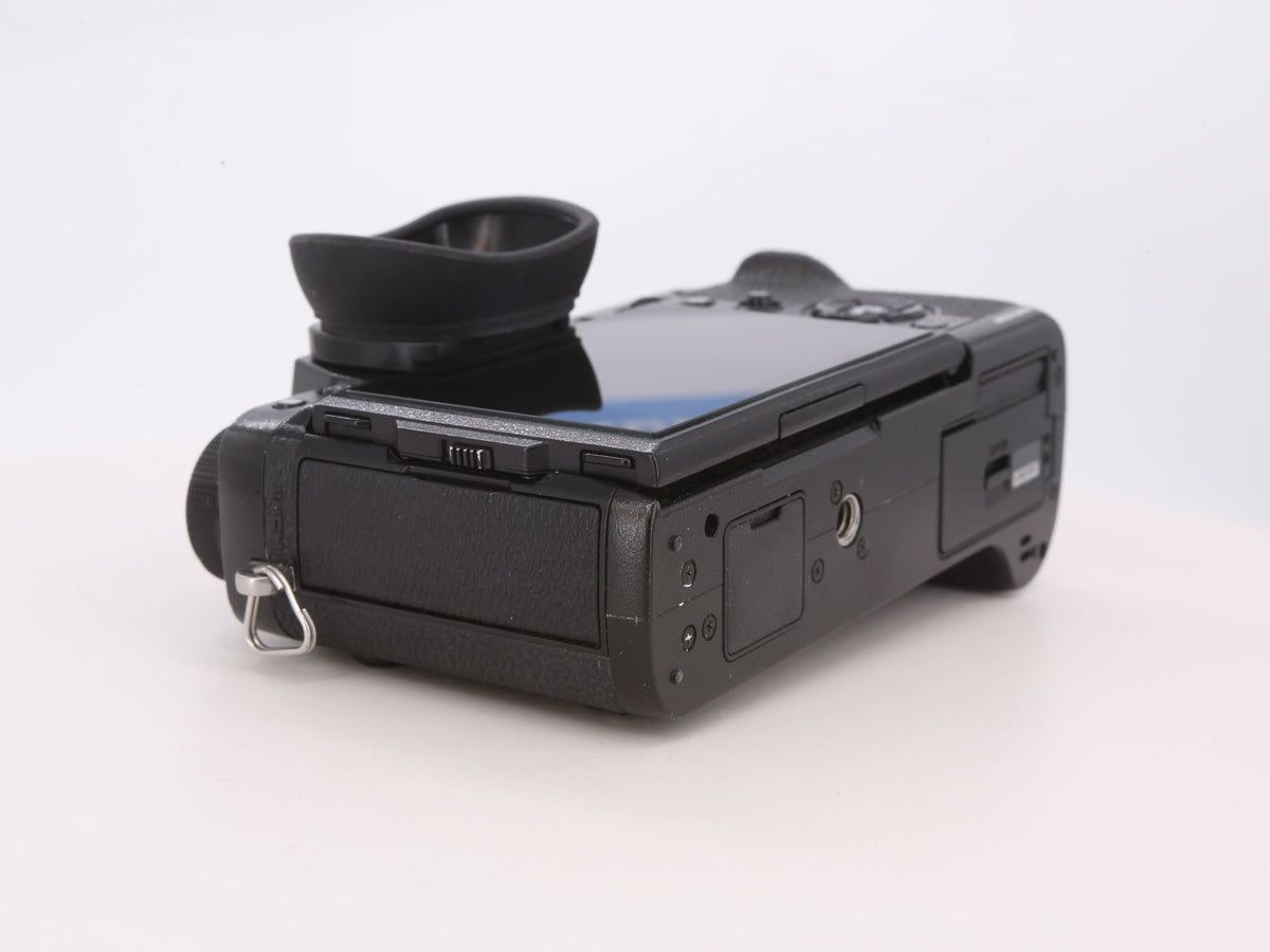 [Good, Shipping from US] Fujifilm X-T2 Camera
