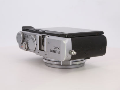 [Good, Fast Shipping] Fujifilm X70 Camera