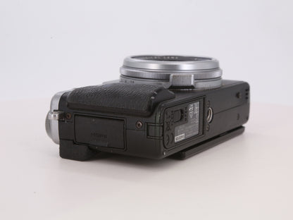 [Good, Fast Shipping] Fujifilm X70 Camera