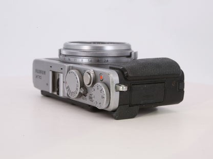 [Good, Fast Shipping] Fujifilm X70 Camera