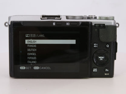 [Good, Fast Shipping] Fujifilm X70 Camera