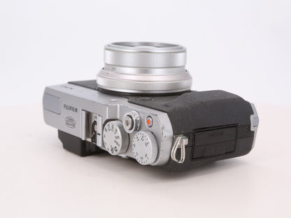 [Good, Fast Shipping] Fujifilm X30 Camera